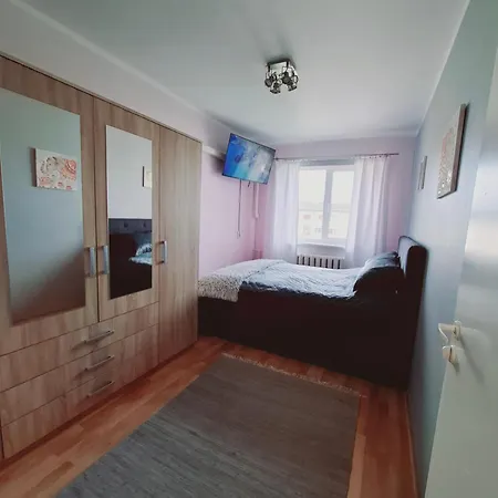 Lihula Mnt 9-14 Apartamento *